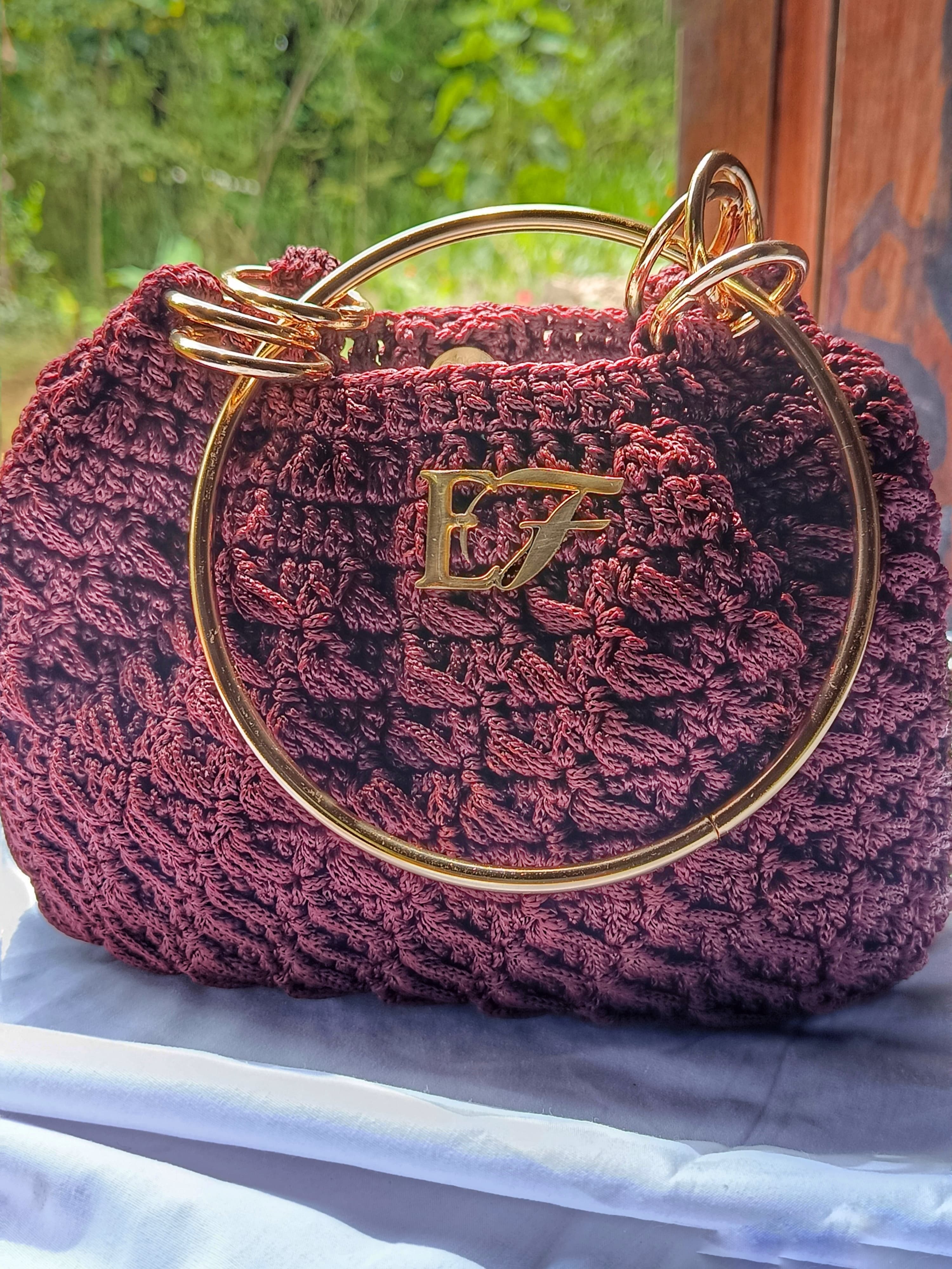 Royal loop bag image 3